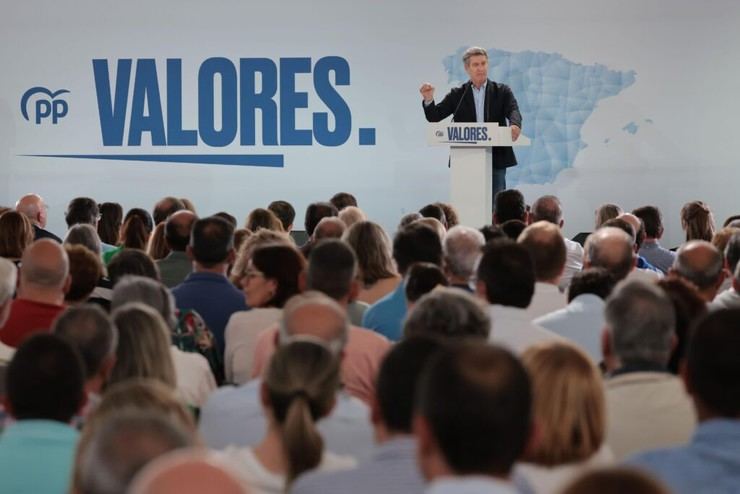 Feijóo señala que la comparecencia en el Senado de Sánchez 'mienta o no, tendrá consecuencias legales'