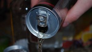 Una nueva normativa prohibirá la venta de bebidas energéticas a menores de 16 años