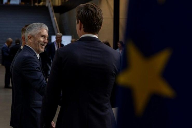 Grande-Marlaska pide a la UE que se prepare ante los llamados incendios de sexta generación