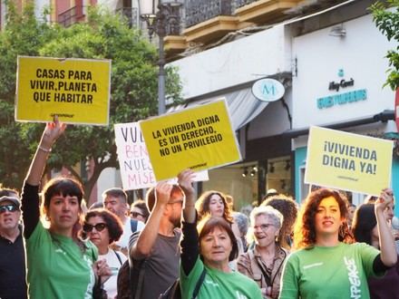 Greenpeace exige al Gobierno más acciones contra la especulación y recursos para rehabilitar viviendas