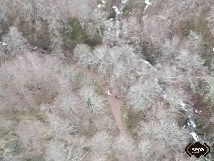 Varón herido tras caer en la cascada del Xiblu en Teverga