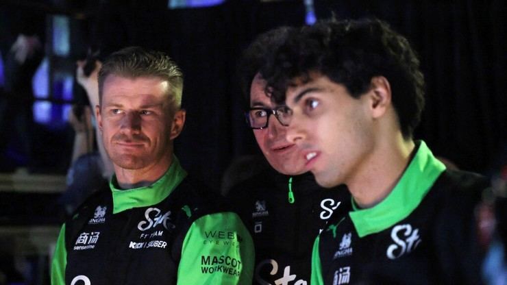Hulkenberg elogia a su veloz compañero Bortoleto tras pruebas de pretemporada en Sauber