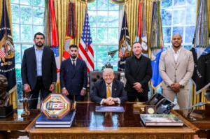 Ilia Topuria se reúne con Donald Trump en la Casa Blanca para presentar un evento de UFC