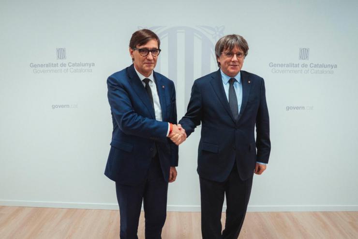 Illa y Puigdemont se reúnen en Bruselas para 'impulsar el diálogo político en Cataluña'