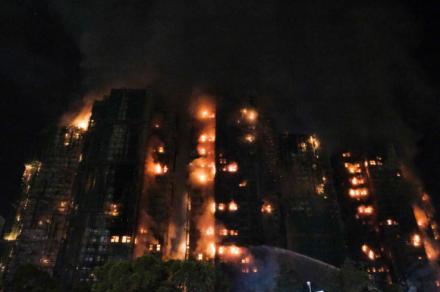 ¿Qué se sabe del incendio en Hong Kong? 151 muertos y 13 detenidos por negligencia