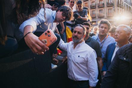 La 'prioridad nacional' de Vox podría discriminar tanto a inmigrantes como a ciudadanos españoles