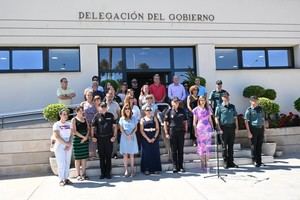 Minuto de silencio por el asesinato de Josefa en Almería
