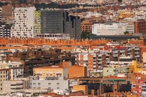 Disminuye la propiedad en España: Un 22% menos de hogares poseen inmuebles mientras crecen los grandes tenedores