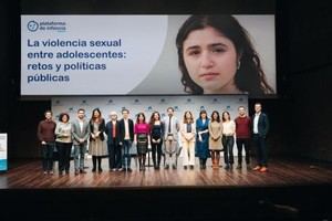 La ministra Rego propone fortalecer la educación sexual y combatir la violencia entre adolescentes