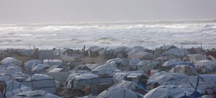 La ONU intensifica su respuesta humanitaria en Gaza tras 100 días de alto el fuego