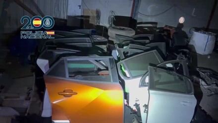 Desmantelan banda que robaba y despiece de más de 50 coches en España