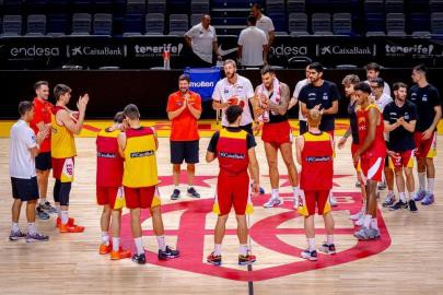 España se enfrenta a República Checa en el Torneo de Málaga
