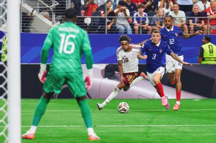Una jugada clave: Lamine Yamal provoca el penalti que Oyarzabal convierte en gol para España