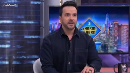 Luis Fonsi revela su anécdota más divertida jugando al golf