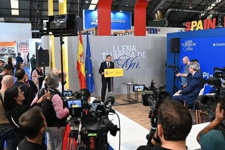 Planas pone de relieve el papel de España como líder internacional en pesca y acuicultura