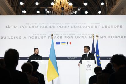 Macron refuerza el respaldo a Ucrania y solicita un alto el fuego a Rusia