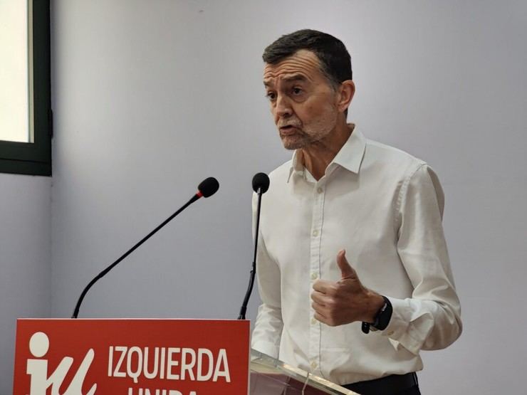 Izquierda Unida lanzará campaña por la paz sin aumentar el gasto militar