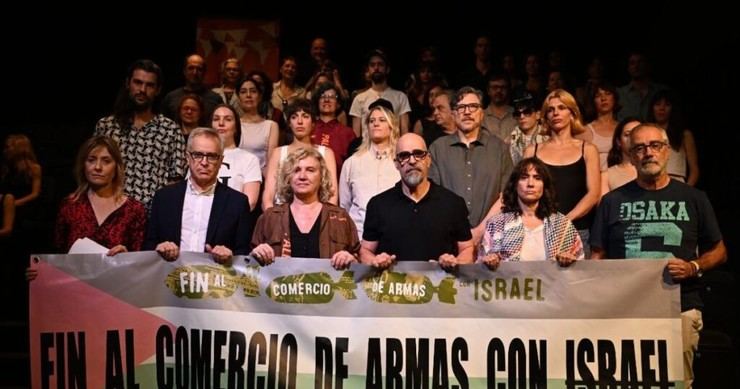Más de 1.200 artistas y figuras del mundo de la cultura han exigido al Gobierno español un embargo total de armas a Israel