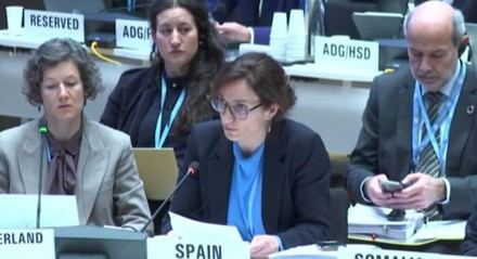 Mónica García advierte en la OMS sobre el riesgo a la salud global por políticas migratorias y la crisis en Gaza