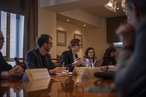 Mónica García promueve una anestesia más sostenible para pacientes y medio ambiente
