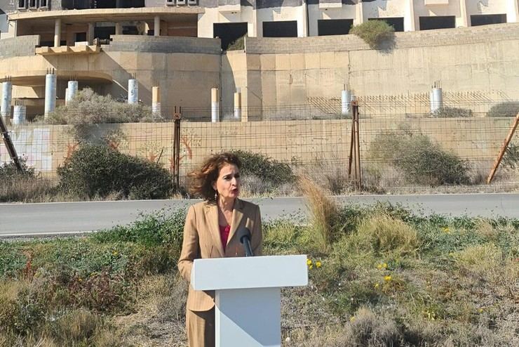 El Gobierno inicia el proceso para derribar hotel ilegal en El Algarrobico