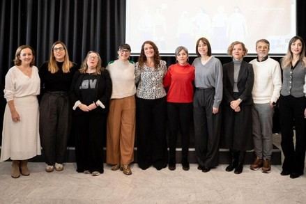 Morant destaca la importancia de aprovechar el talento científico femenino para enfrentar los desafíos del país