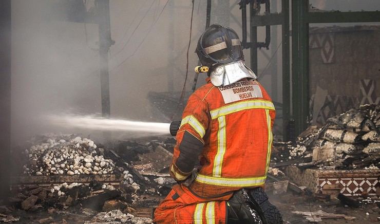 Anciano fallece en incendio de vivienda en Fuenteheridos, Huelva
