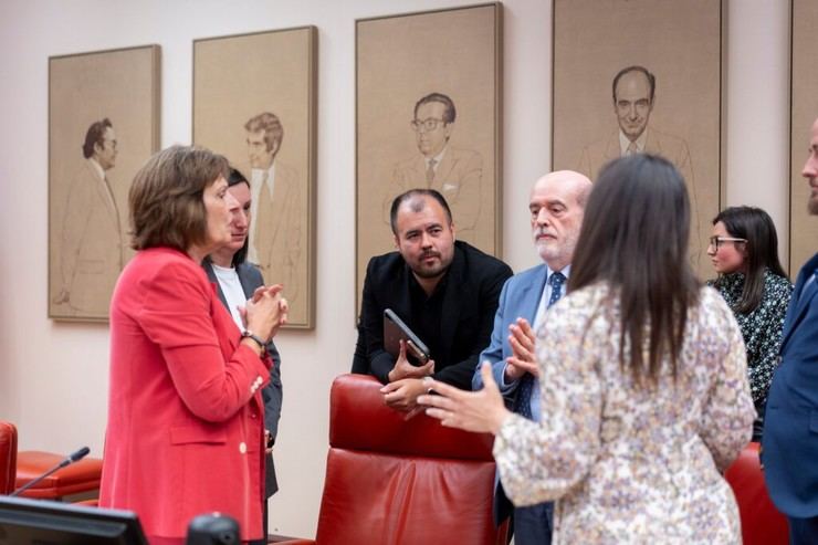 González promete esclarecer responsabilidades tras las 228 muertes por la DANA