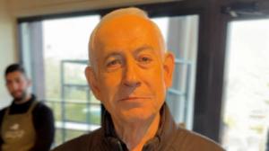 Netanyahu se muestra en un vídeo para desmentir los rumores de su muerte... aunque los alimenta más