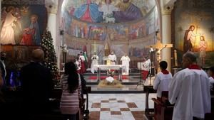 Bombardeo israelí causa muertes y heridos en la única iglesia católica de Gaza