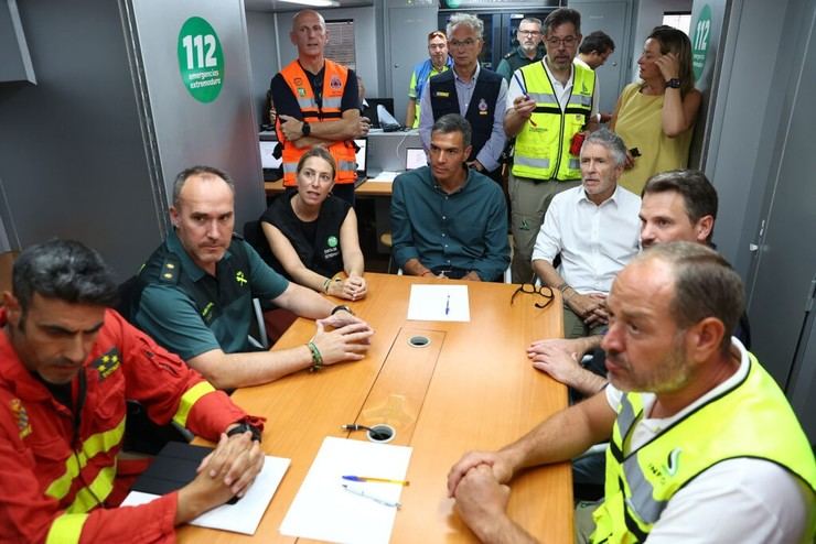 Gobierno español declara emergencia en zonas afectadas por incendios