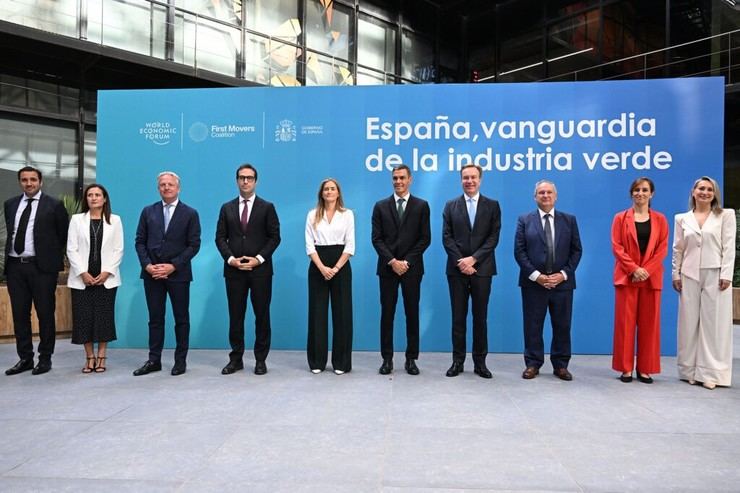 Sánchez urge a la acción inmediata ante la crisis climática y presenta inversión en baterías