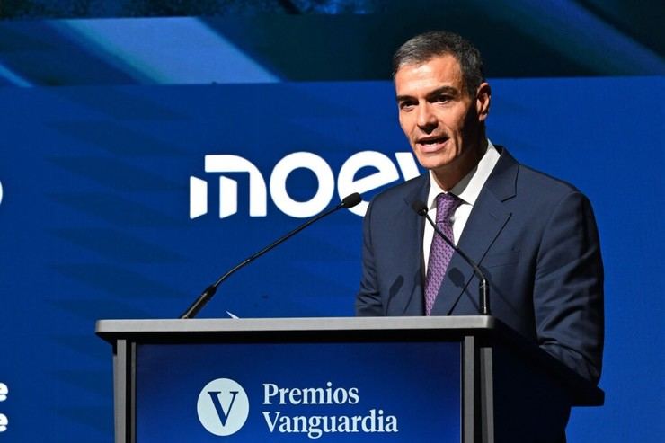 Sánchez defiende la libertad de expresión como pilar de la democracia en entrega de premios