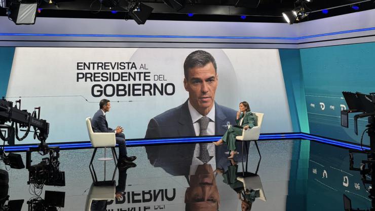 Pepa Bueno aprieta a Sánchez en directo, que se enroca en la politización de la justicia en su entorno familiar