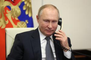 Trump y Putin muestran posturas divergentes en las negociaciones de paz por Ucrania