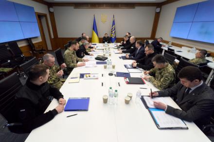 Zelenski envía expertos en defensa aérea a Qatar, Arabia Saudita y Emiratos Árabes Unidos