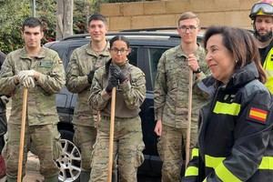 Robles destaca el apoyo de los militares como símbolo de seguridad y esperanza para los ciudadanos