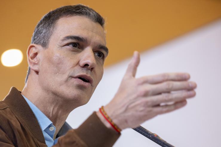Sánchez critica a Feijóo por 'querer extender el Pacto del Ventorro a toda España'