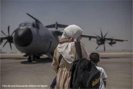 España evacua a 19 menores palestinos heridos para tratamiento médico