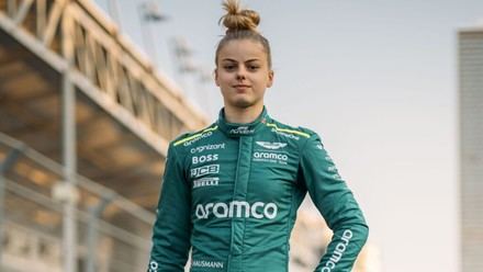 Tina Hausmann seguirá con Aston Martin en la F1 ACADEMY 2025
