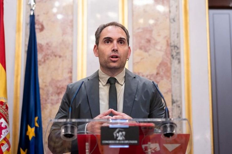 IU propone un registro público de alquiler para mejorar la transparencia en el mercado inmobiliario