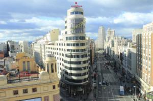 Un hombre detenido tras amenazar con explosionar bombonas en la Gran Vía de Madrid