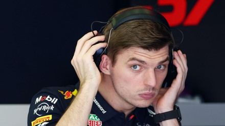 Verstappen expresa su descontento por la gran diferencia con McLaren en Bahréin