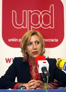 Rosa Díez se acerca al pueblo