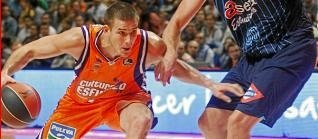 Rudy deslumbra el día en el que Unicaja se sitúa como líder en solitario
