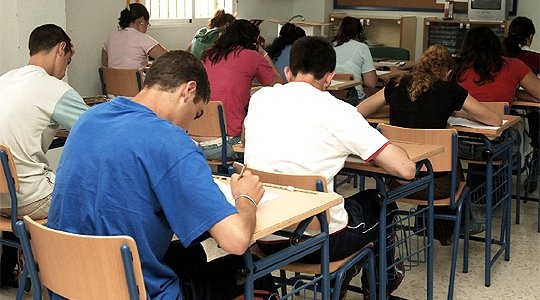 Cataluña hace 'trampas' en el examen de PISA