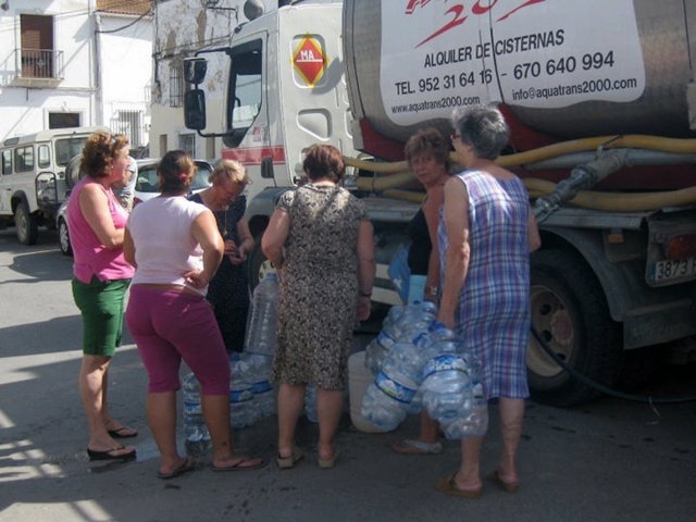 Sierra de Yeguas sigue sin agua potable