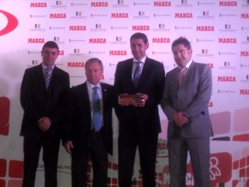 Fernando Hierro recoge el premio Marca Leyenda