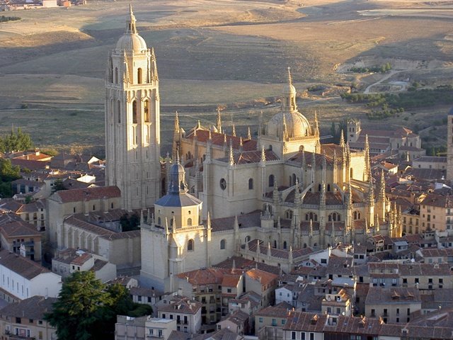 Las obras de la catedral de Segovia finalizarán próximamente y con éxito