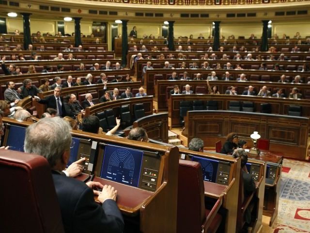 Rajoy desgrana su programa en el Congreso